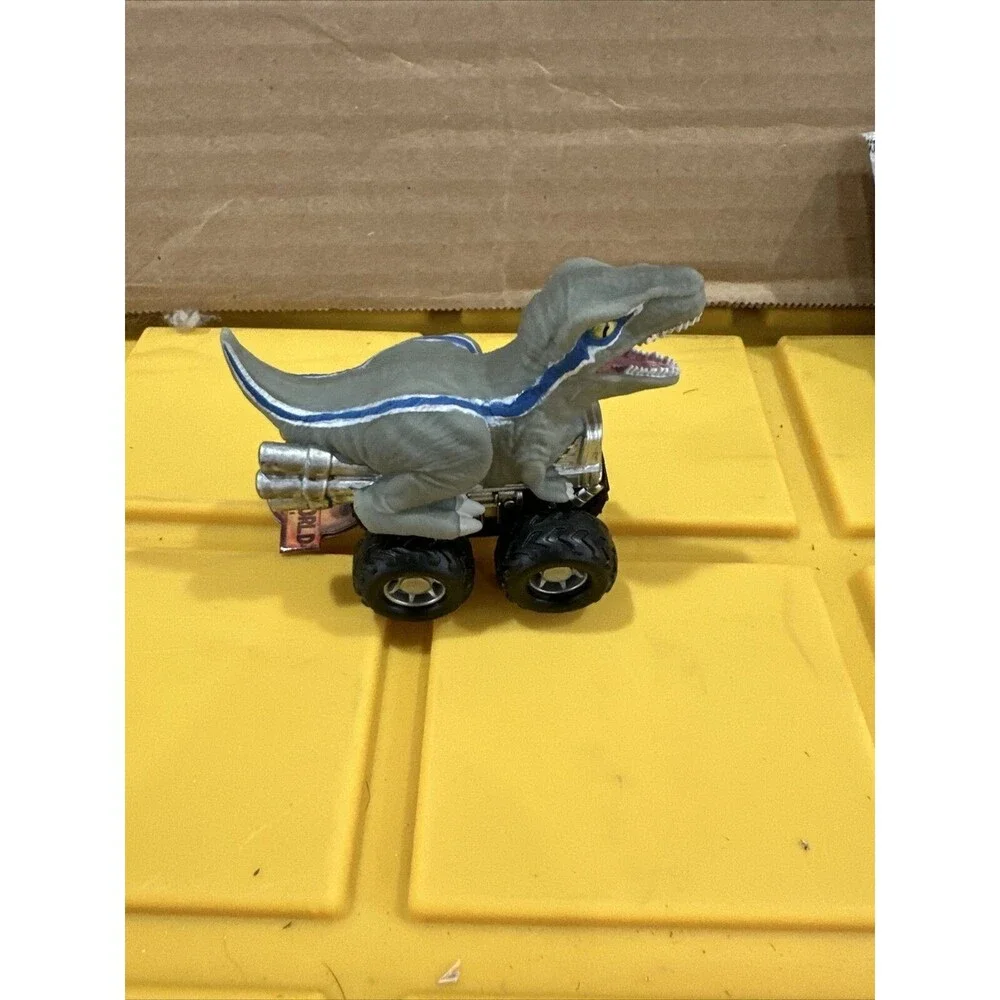 Jurassic World Zoom Riders Pullback Power Vehicle Velociraptor Dinosaur Toy B2